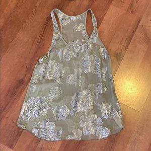 Aritzia Wilfred tank